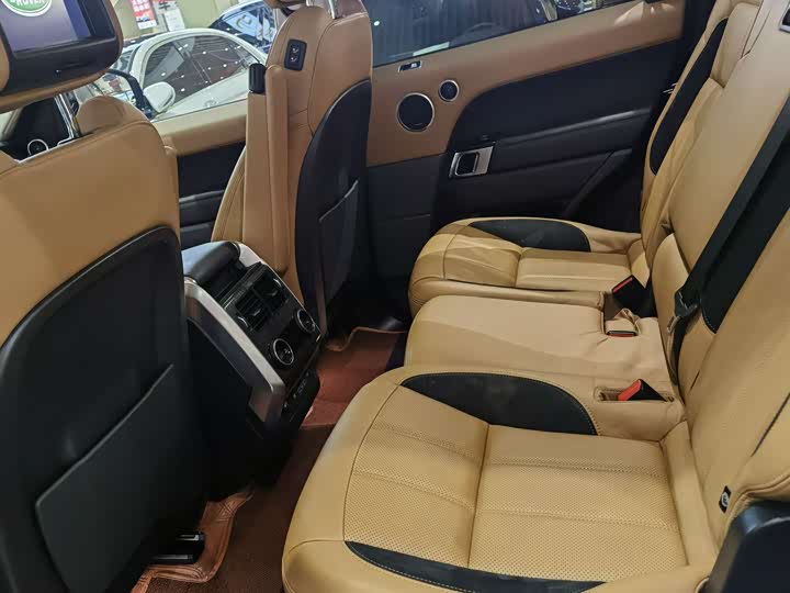 Фото 8 - Land Rover Range Rover Sport