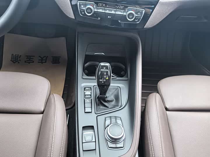 Фото 14 - BMW X1