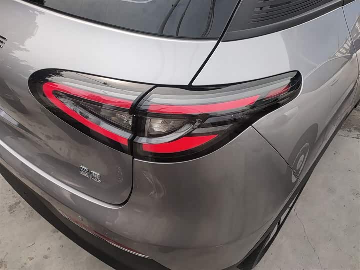 Фото 8 - Geely Galaxy Geome