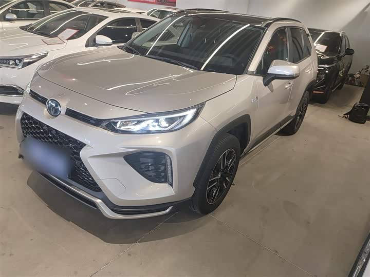 Фото 2 - Toyota Wildlander Hybrid