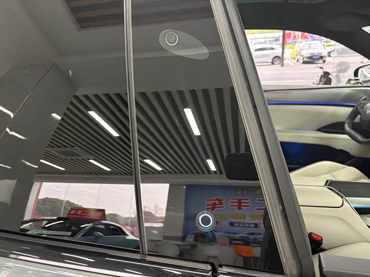 Фото 12 - Geely Jiyue 01