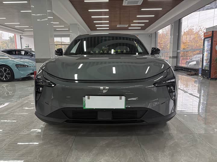 Фото 2 - Geely Jiyue 01