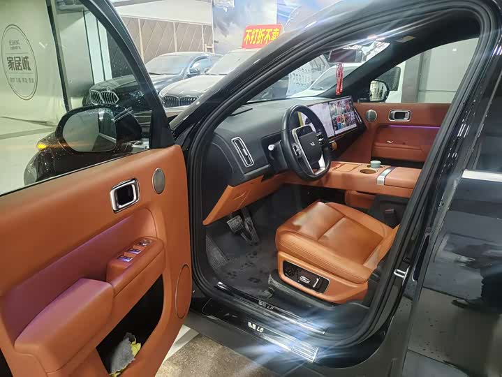 Фото 6 - LiXiang L8