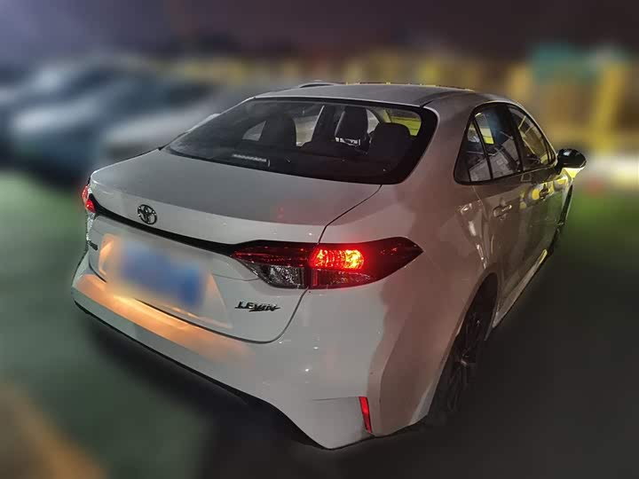 Фото 29 - Toyota Levin