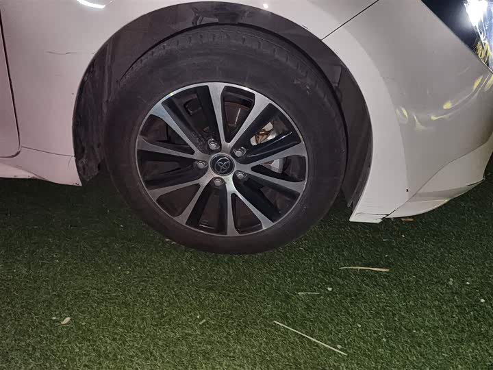 Фото 31 - Toyota Levin