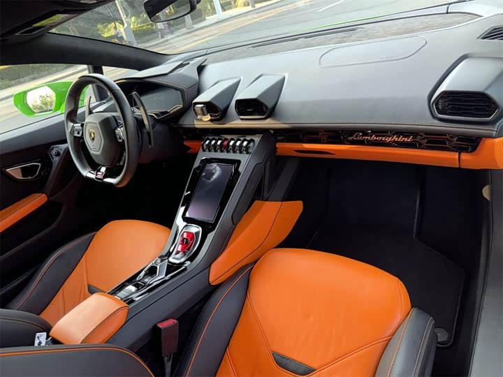 Фото 9 - Lamborghini Huracán