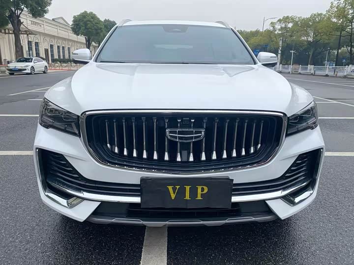 Фото 2 - Geely Monjaro