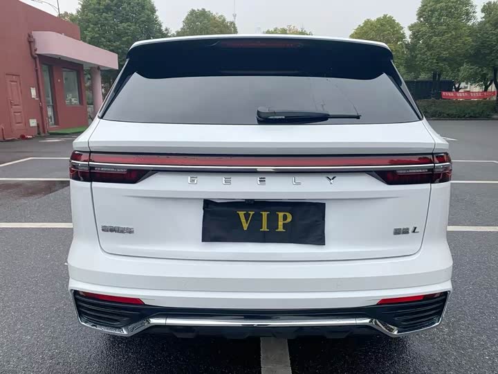 Фото 4 - Geely Monjaro