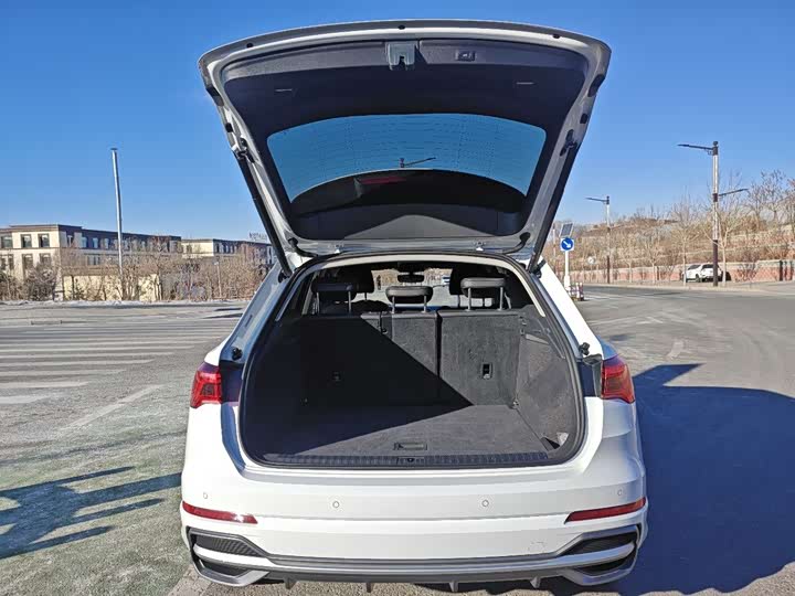 Фото 14 - Audi Q3