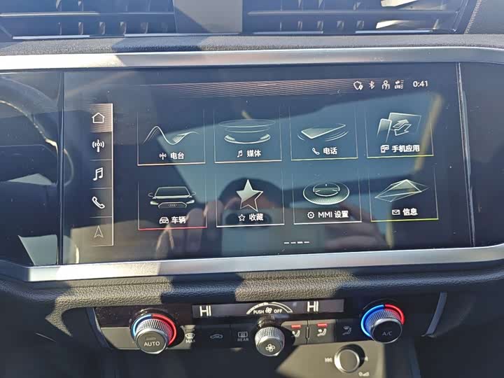 Фото 19 - Audi Q3