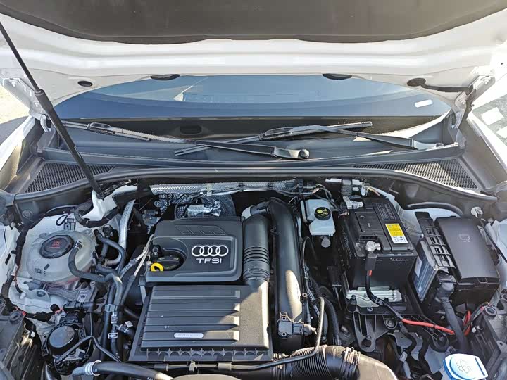 Фото 26 - Audi Q3