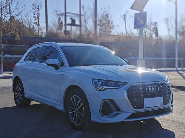 Фото 3 - Audi Q3