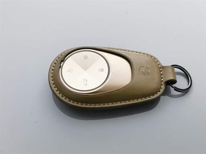 Фото 19 - Nio EC6