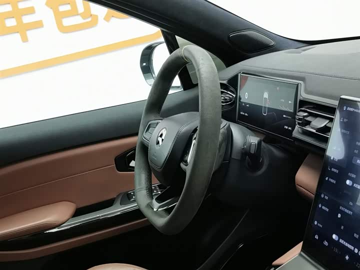 Фото 22 - Nio EC6