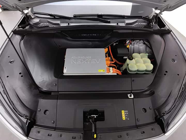 Фото 6 - Nio EC6