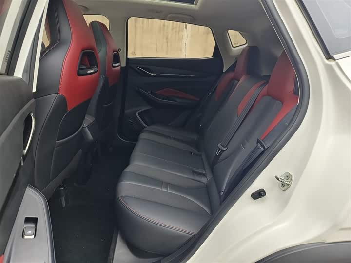 Фото 11 - Changan Oshan X5