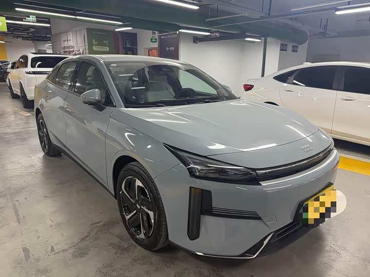 Фото 3 - Geely Galaxy L6