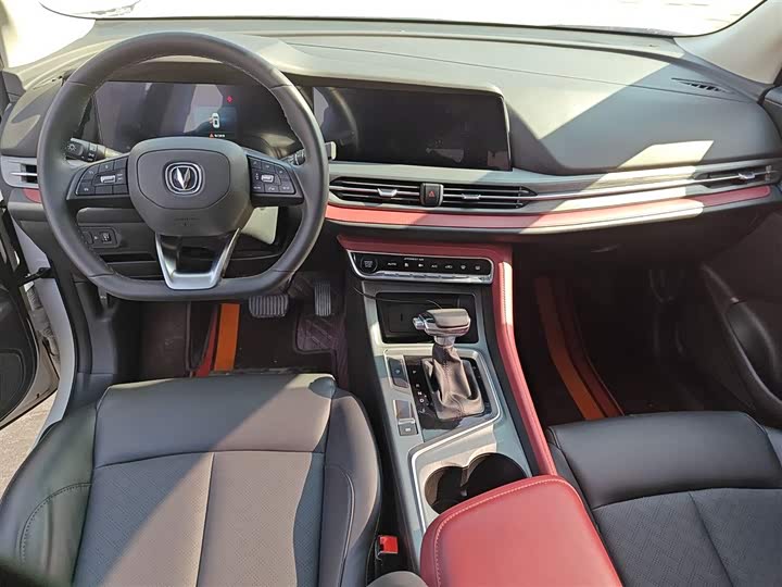 Фото 10 - Changan CS55 Plus