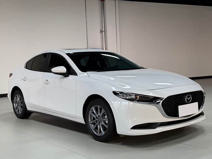 Фото 3 - Mazda 3 (Axela)