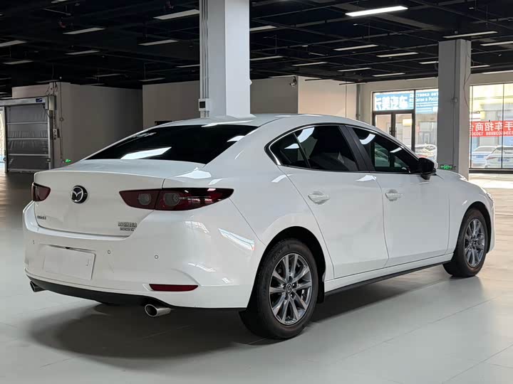 Фото 5 - Mazda 3 (Axela)
