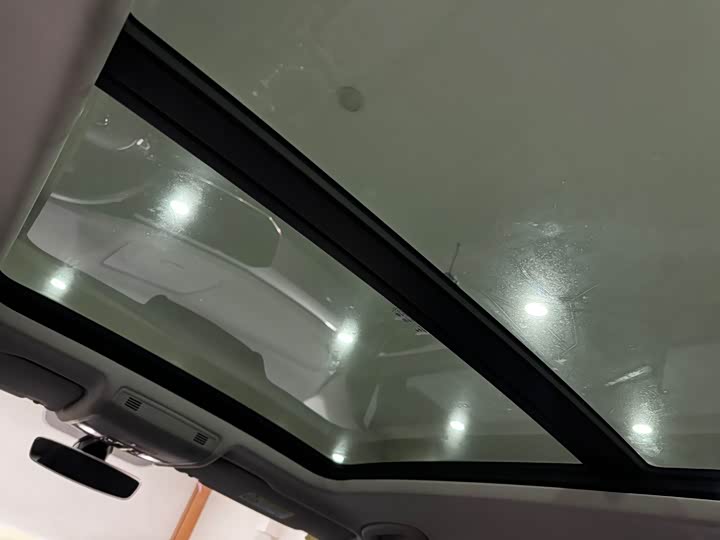 Фото 17 - Volkswagen Tayron