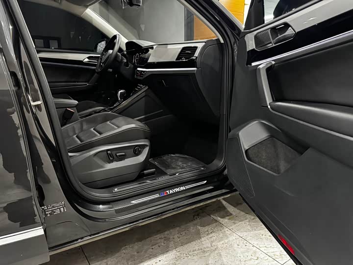 Фото 20 - Volkswagen Tayron