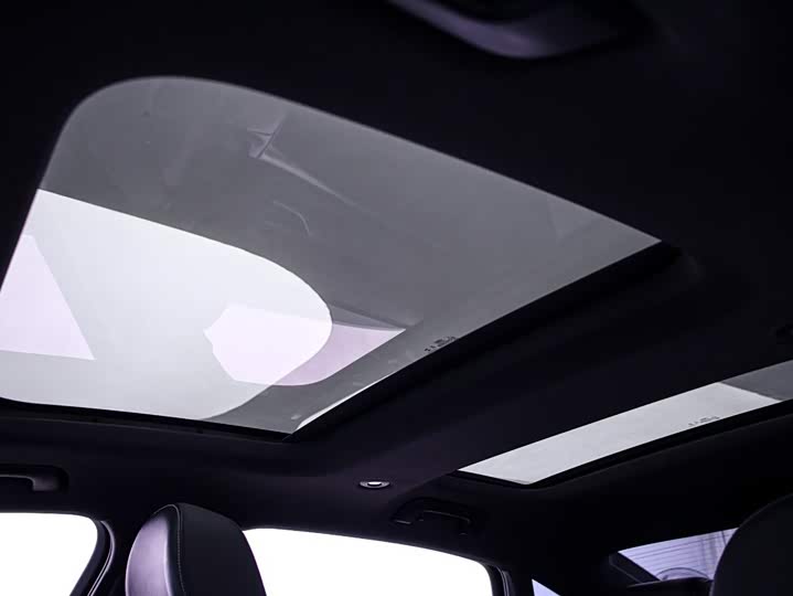 Фото 10 - Audi A6L