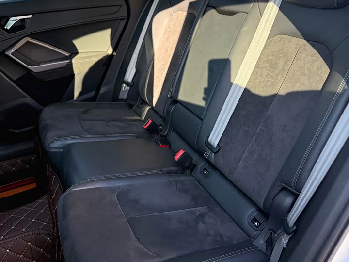 Фото 14 - Audi Q3