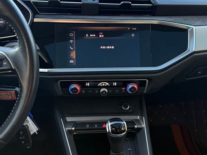 Фото 25 - Audi Q3