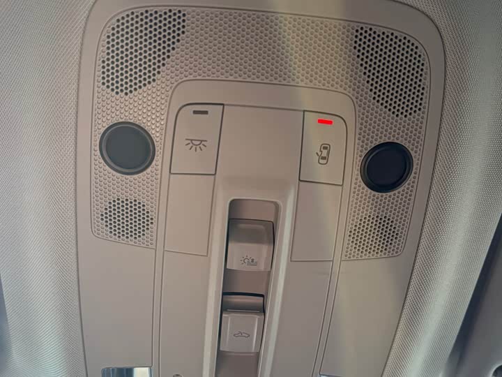 Фото 31 - Audi Q3