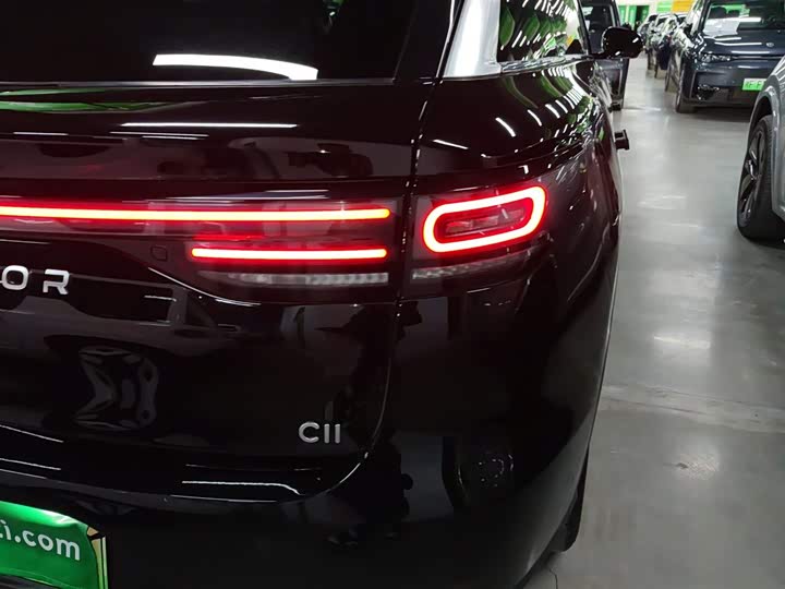 Фото 8 - Leapmotor C11