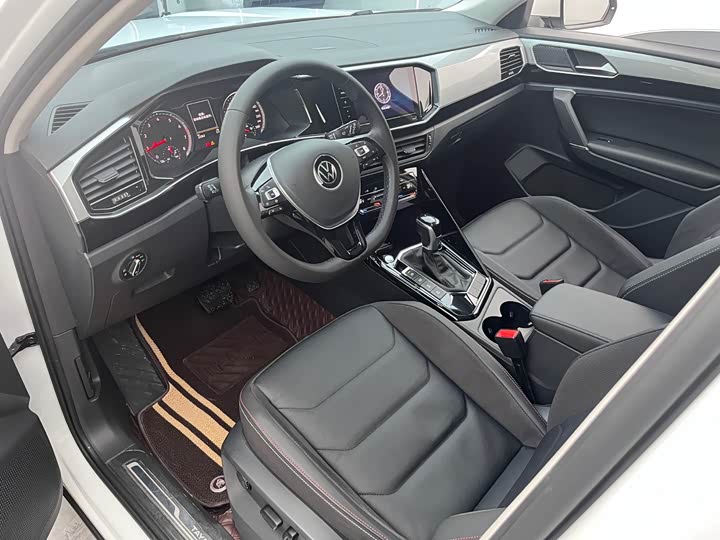 Фото 17 - Volkswagen Tayron