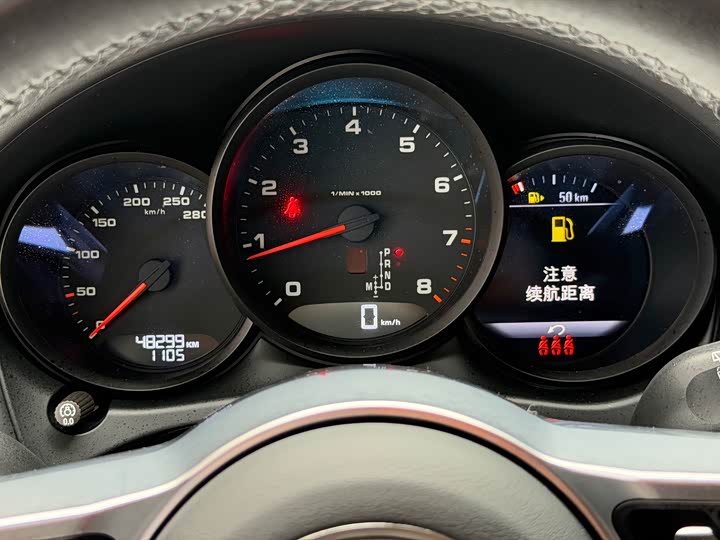 Фото 14 - Porsche Macan