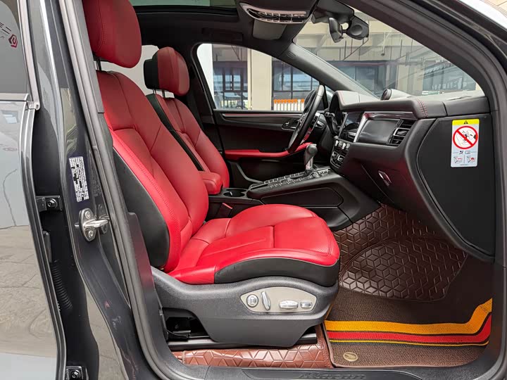 Фото 9 - Porsche Macan