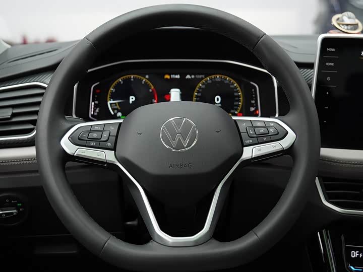 Фото 13 - Volkswagen Tayron