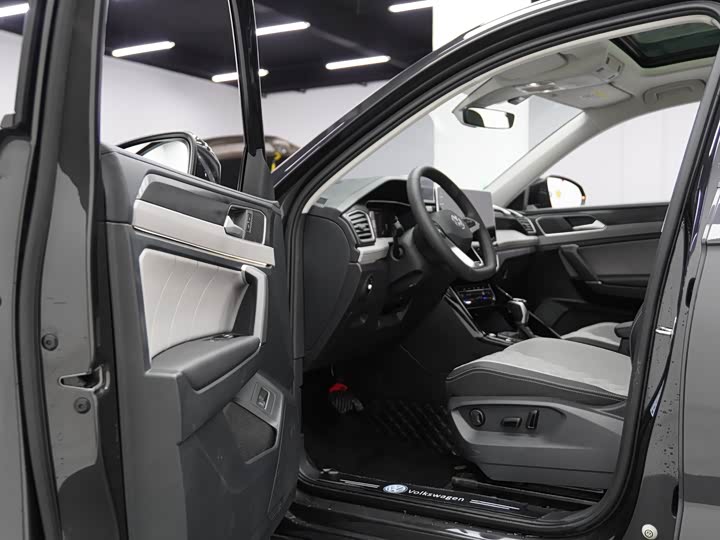 Фото 9 - Volkswagen Tayron