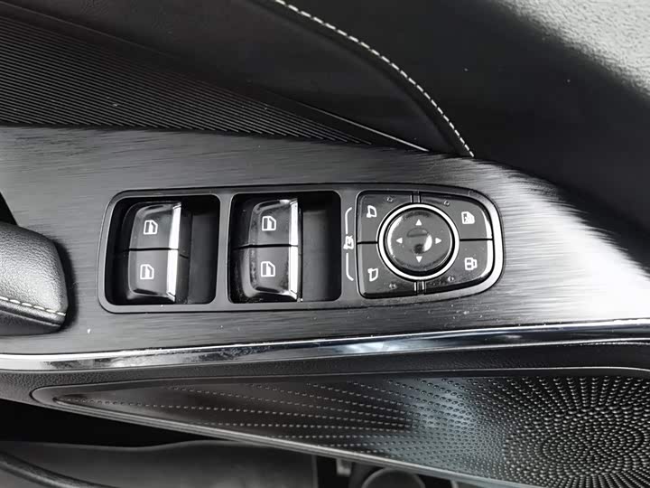 Фото 9 - Haval H6 Hybrid