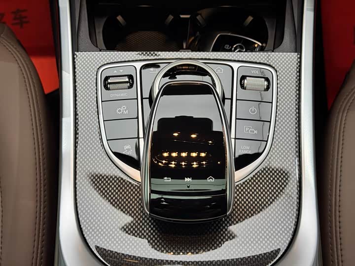 Фото 19 - Mercedes-Benz G-Class