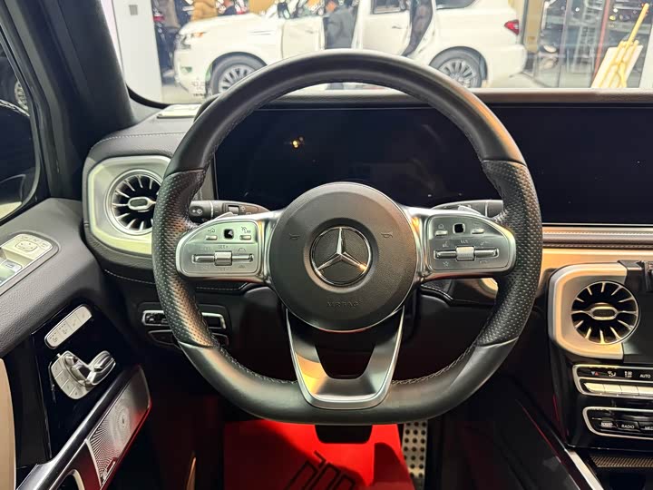 Фото 20 - Mercedes-Benz G-Class