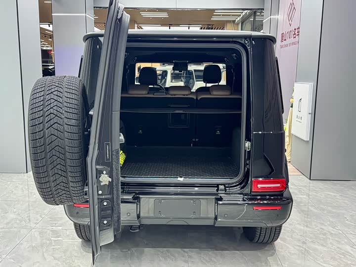 Фото 8 - Mercedes-Benz G-Class