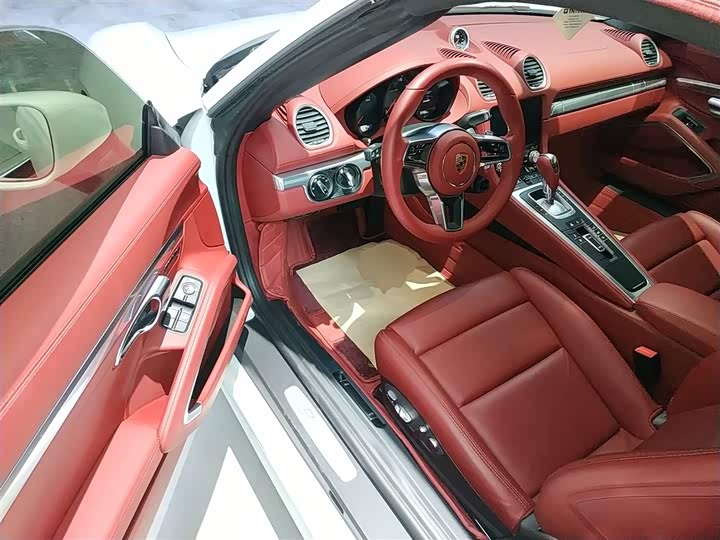 Фото 13 - Porsche 718