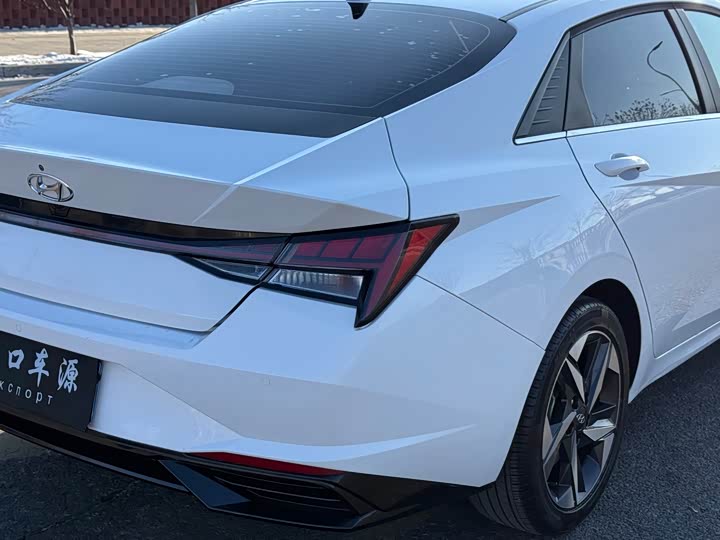 Фото 7 - Hyundai Elantra N line