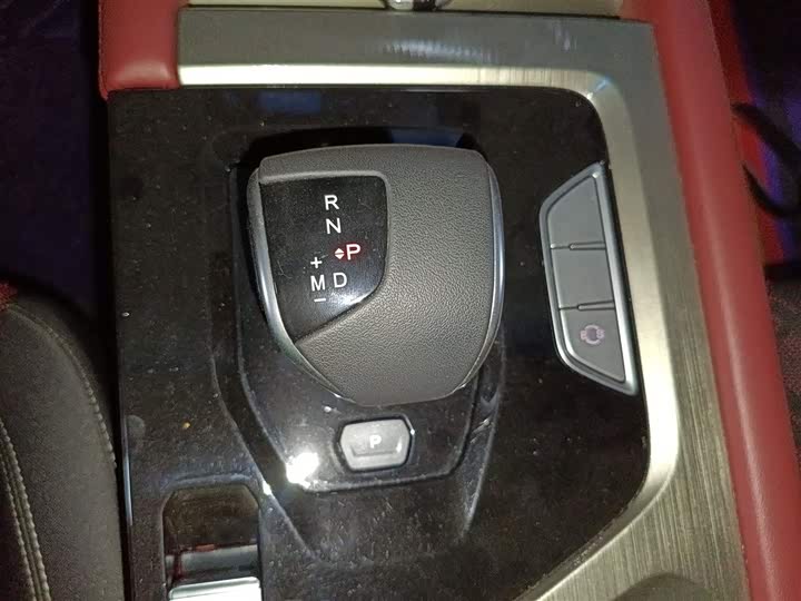 Фото 14 - Jetour X70