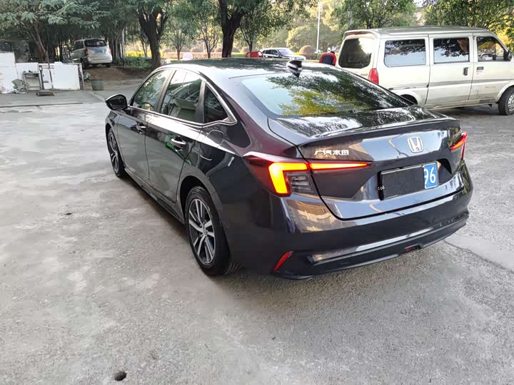 Фото 4 - Honda Integra