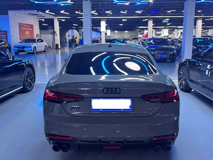 Фото 15 - Audi A5