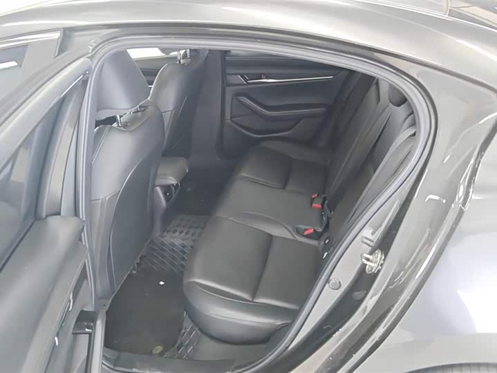 Фото 11 - Mazda 3 (Axela)