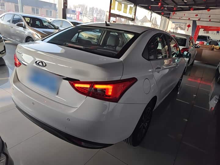 Фото 7 - Chery Arrizo 5