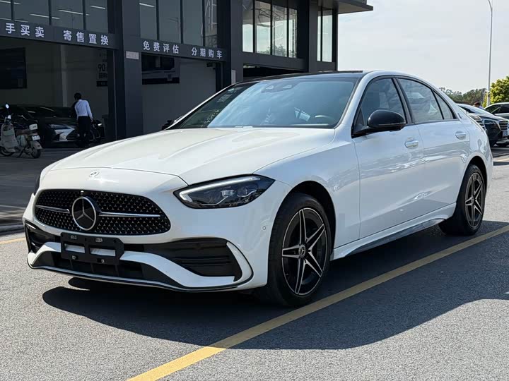 Фото 1 - Mercedes-Benz C-Class