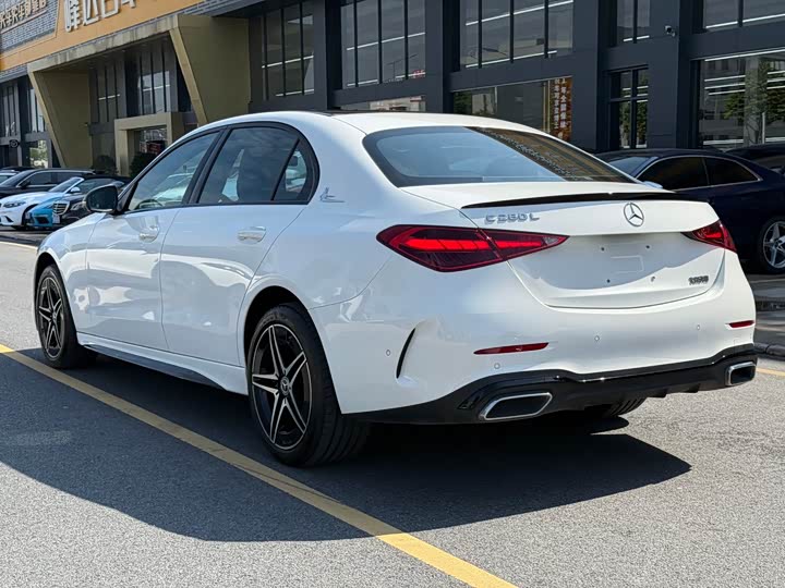 Фото 7 - Mercedes-Benz C-Class