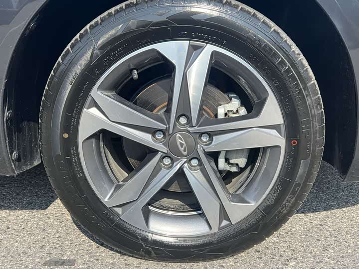 Фото 21 - Chery Omoda S5 GT (Arrizo 5 GT)